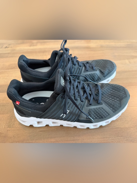 On Running Shoes - On Cloud Womens Cloudswift Black/Rock Running Sneakers
